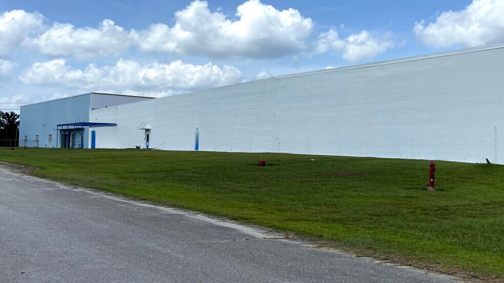 More Photos Of 601-605 Old Wilmington Rd, Wallace Unknown For Lease