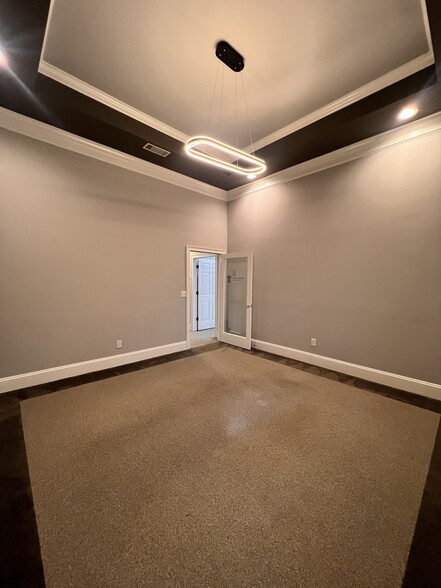 More Photos Of 11795 Northfall Ln, Alpharetta Business Park For Sale