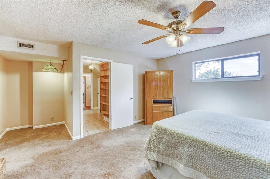 More Photos Of 19818 Colina Dr, Lago Vista Specialty For Sale