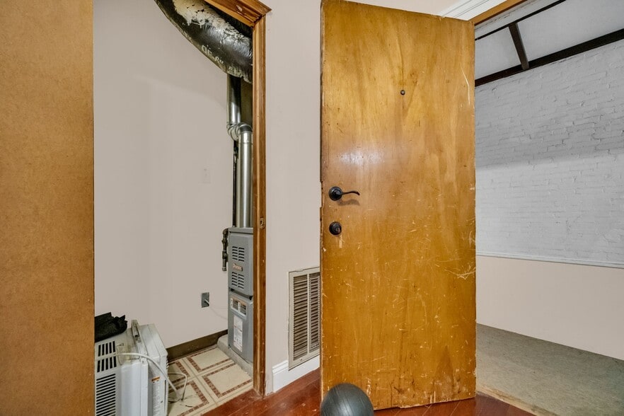 More Photos Of 1386 Cranford Ave, Lakewood Storefront Retail Residential For Sale