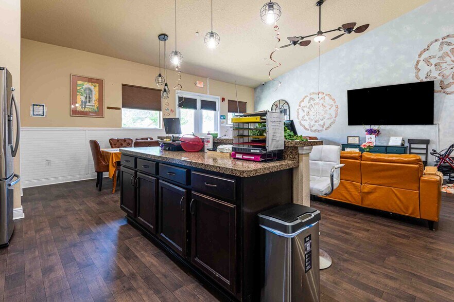 More Photos Of 13031 Partridge St, Spring Hill Assisted Living For Sale