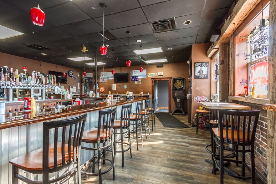 More Photos Of 20 Pleasant St, Canandaigua Office For Sale