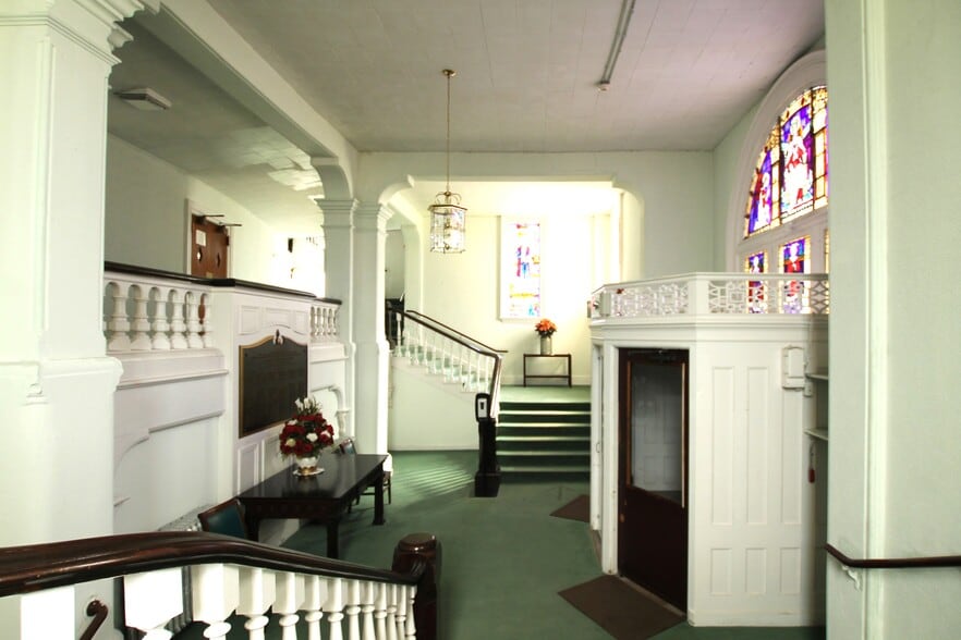 More Photos Of 36-40 Walcott St, Pawtucket Religious Facility For Sale