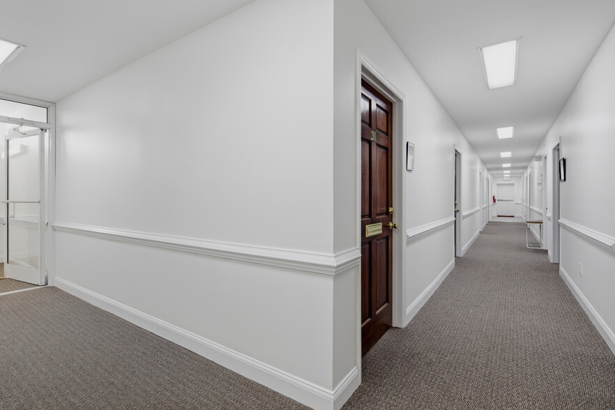 More Photos Of 2500 Raeford Rd, Fayetteville Medical For Sale
