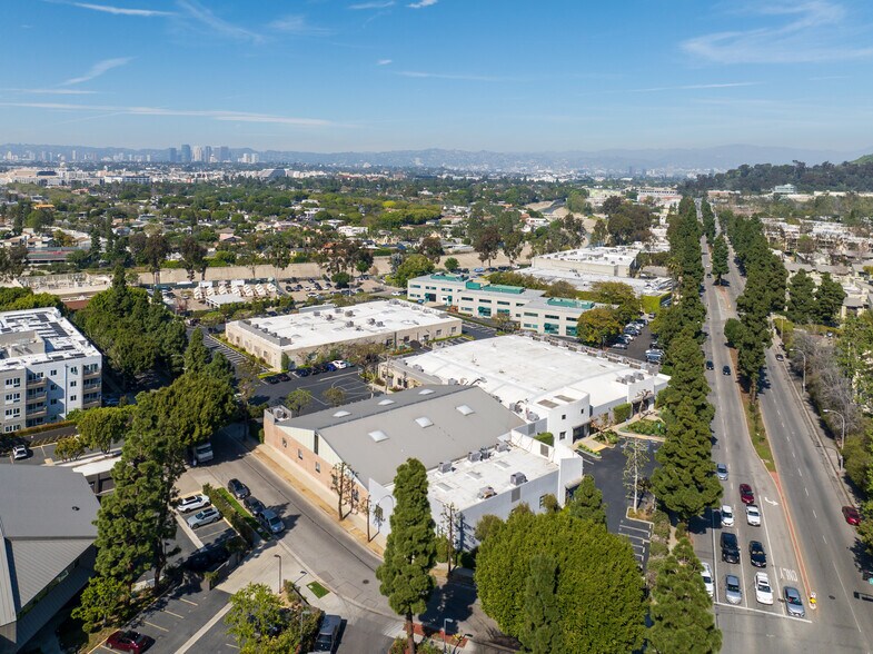 More Photos Of 10567 Jefferson Blvd, Culver City Loft Creative Space For Lease