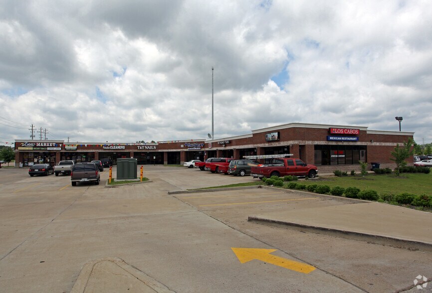 More Photos Of 4141 Hacks Cross Rd, Memphis Unknown For Lease