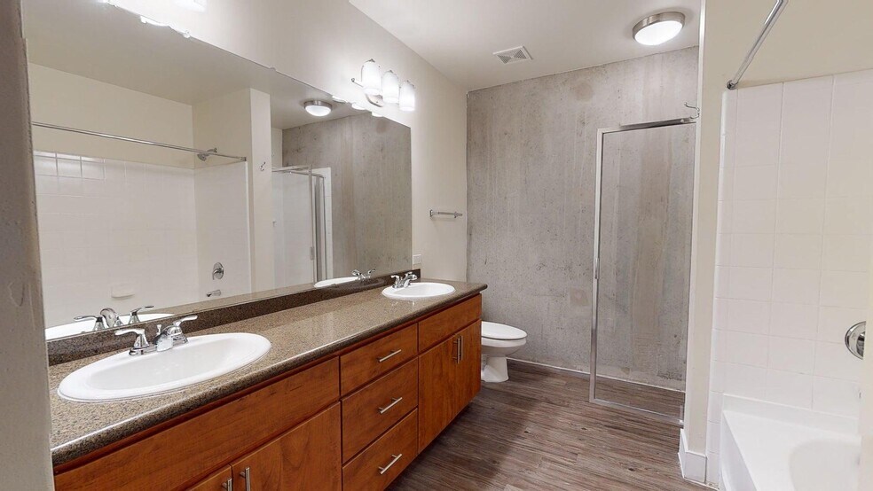 More Photos Of 600 N 4th St, Phoenix Apartments For Lease