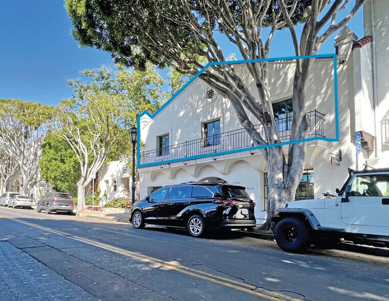 More Photos Of 25 W Anapamu St, Santa Barbara Office For Lease