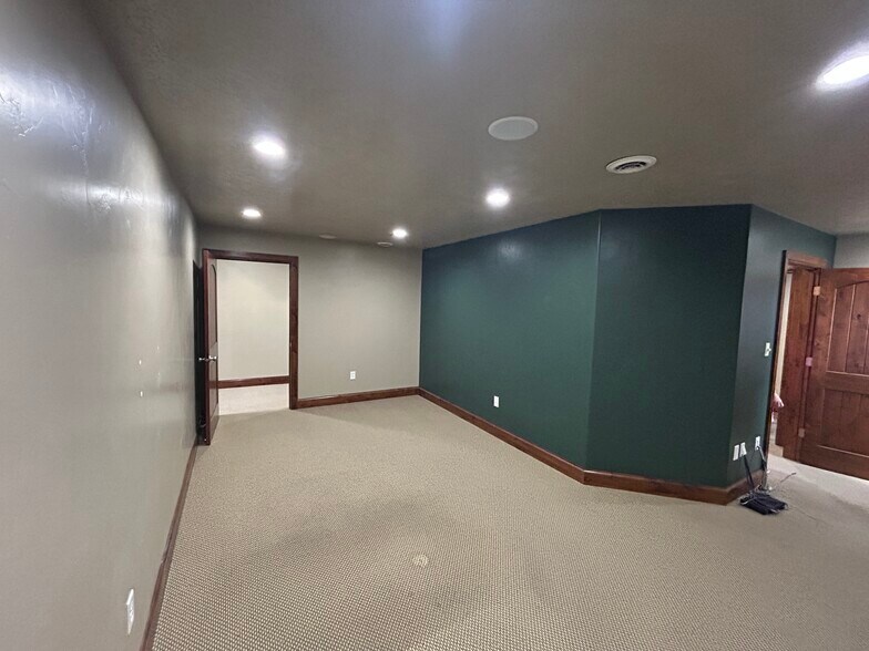 More Photos Of 750 W Quinn Rd, Pocatello Medical For Sale