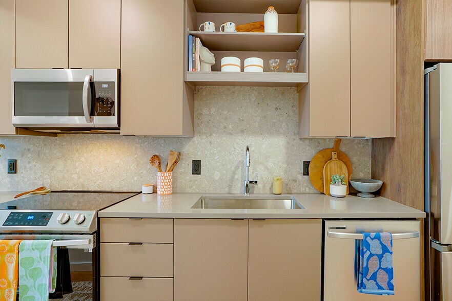 More Photos Of 1010 N Santa Fe Dr, Denver Apartments For Lease