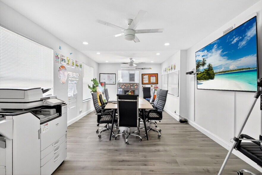 More Photos Of 129 N 5th St, Fort Pierce Storefront Retail Residential For Lease