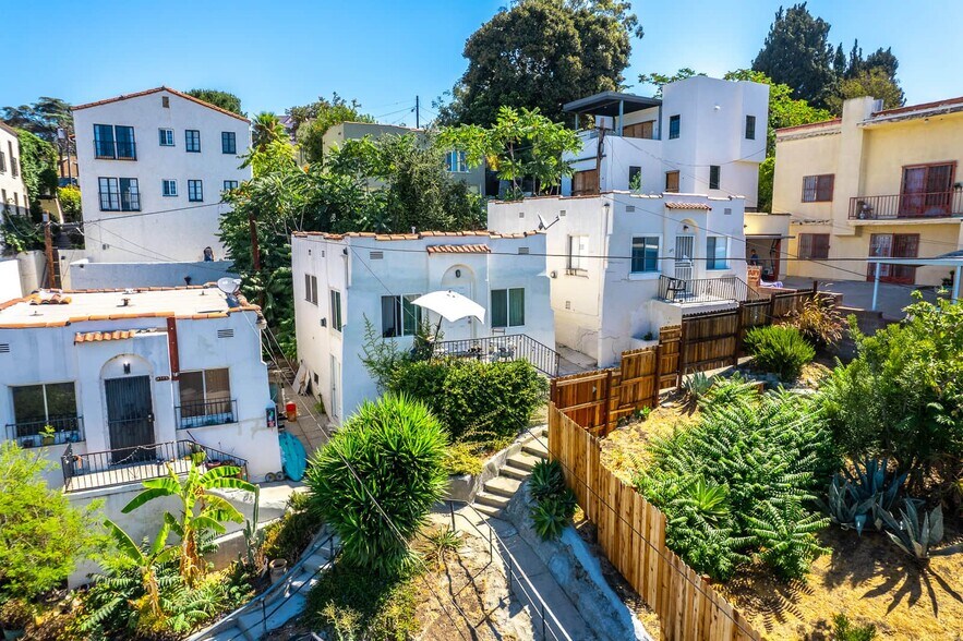 Primary Photo Of 1303 Lilac Terrace, Los Angeles Apartments For Sale