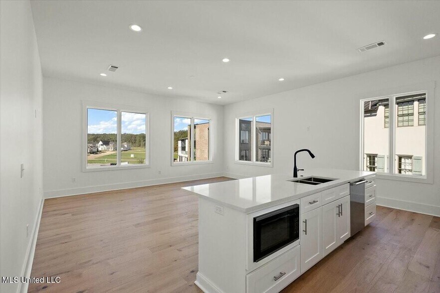 More Photos Of 253 N Natchez Dr, Madison Apartments For Sale