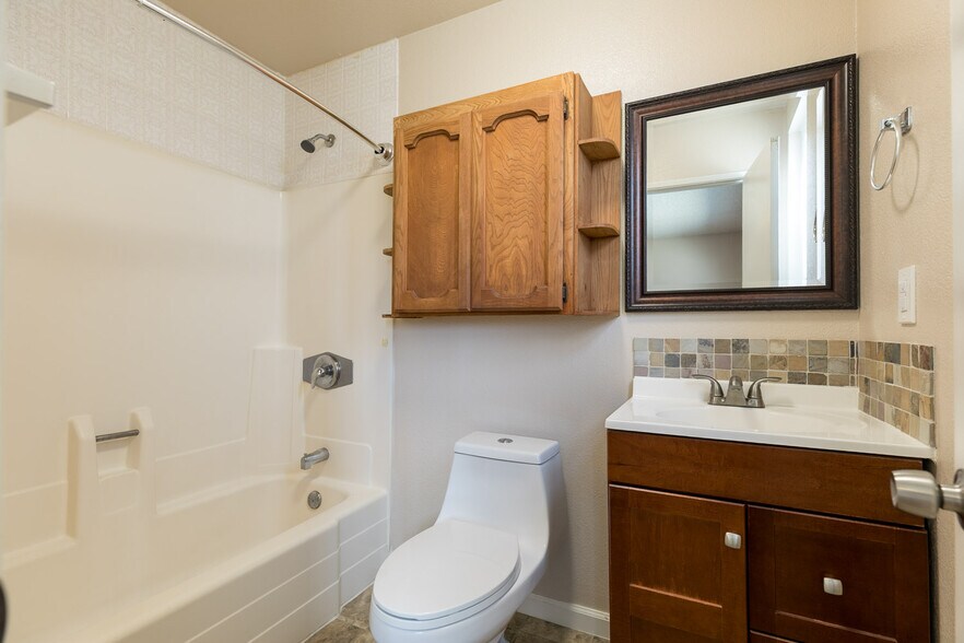 More Photos Of 479 Shy Ln, Chula Vista Multifamily For Sale