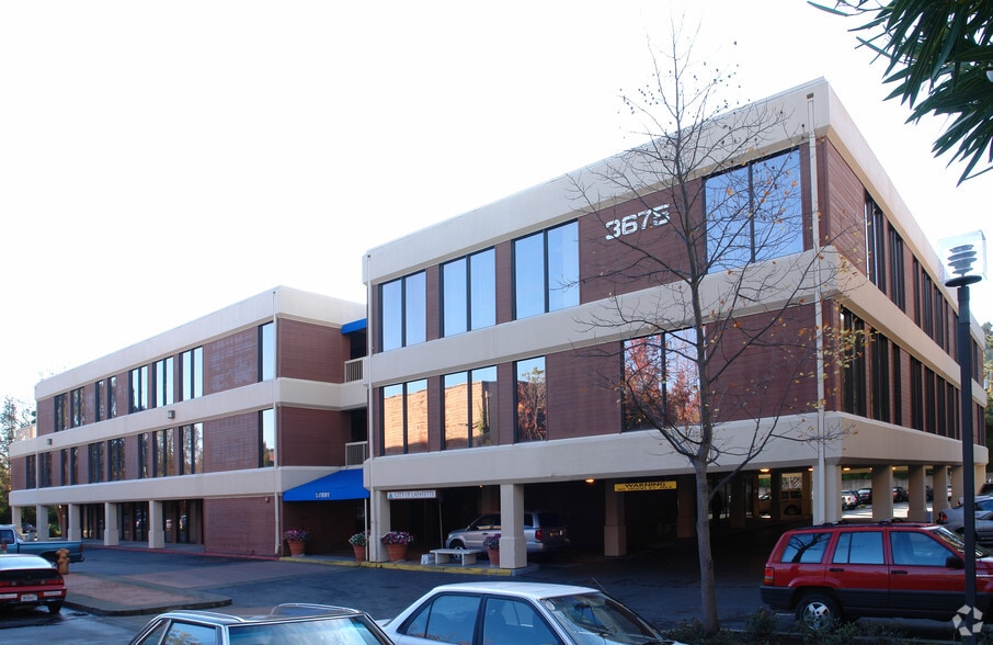 More Photos Of 3675 Mount Diablo Blvd, Lafayette Office For Lease