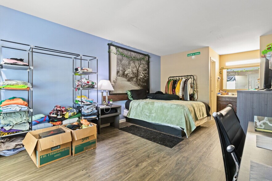 More Photos Of 2350 Chestnut St, Orangeburg Hotel For Sale