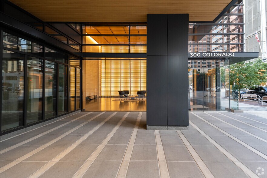 More Photos Of 300 Colorado St, Austin Office For Lease