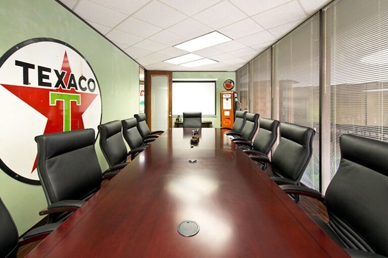 More Photos Of 12727 Featherwood Dr, Houston Medical For Sale