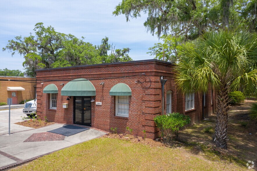 Primary Photo Of 1464 Victory Dr, Savannah Office For Lease