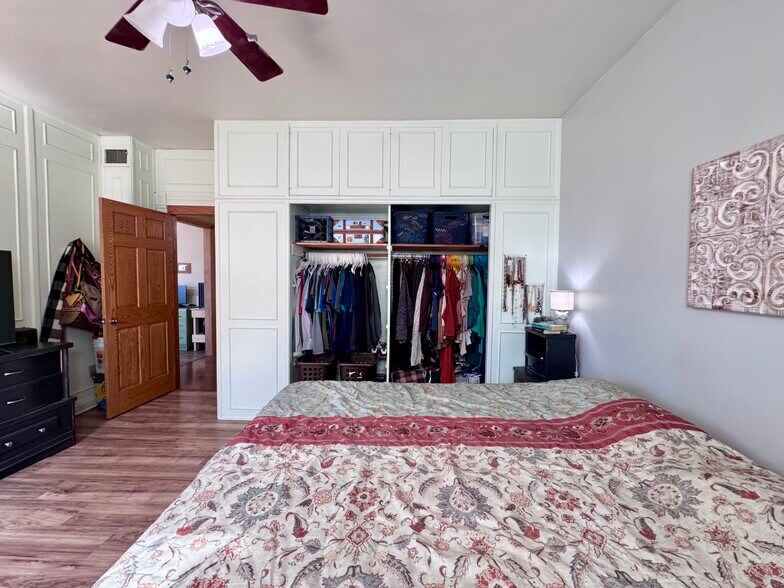 More Photos Of 1415 4th St, Fulton Storefront Retail Residential For Sale