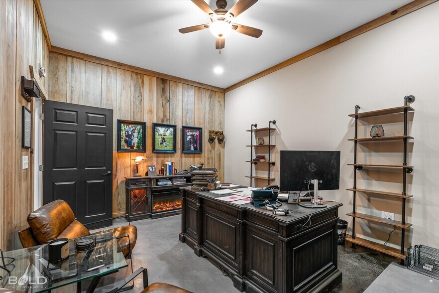 More Photos Of 150 Frontage Rd, Minden Warehouse For Sale