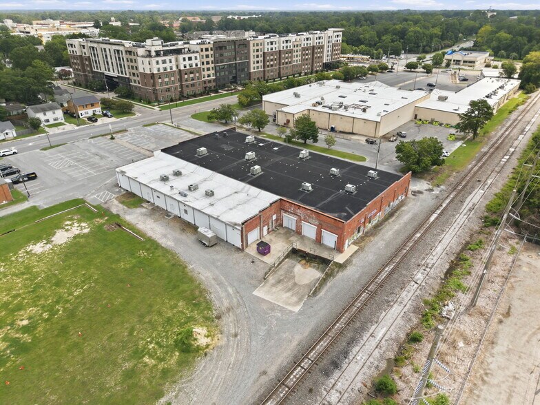 More Photos Of 210 E 14th St, Greenville Warehouse For Sale