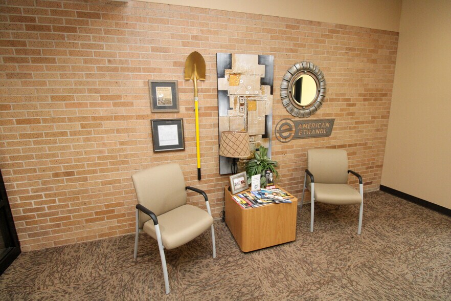 More Photos Of 100 E 3rd St, Galva Office For Sale