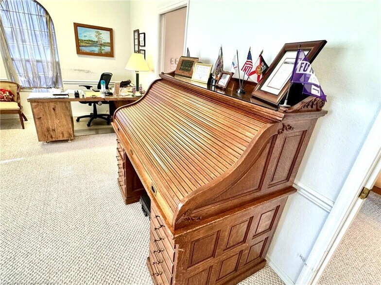 More Photos Of 2605 Bayview St, Sebring General Retail For Sale