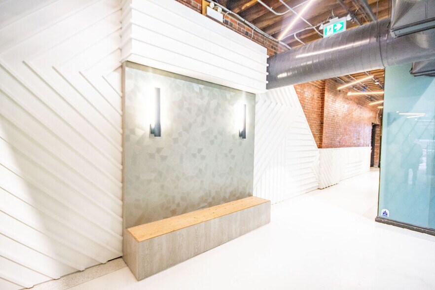 More Photos Of 321 Water St, Vancouver Loft Creative Space For Lease