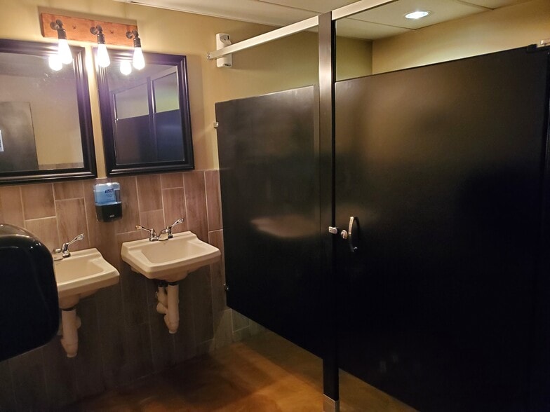 More Photos Of 109-111 E First St, Elmhurst Storefront Retail Office For Lease