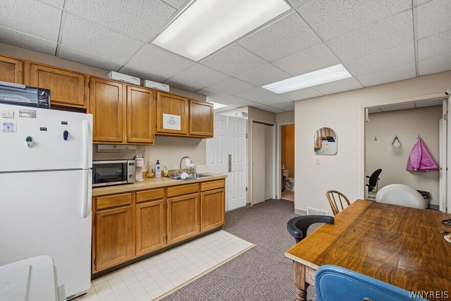 More Photos Of 259 Young St, Wilson Storefront Retail Residential For Sale