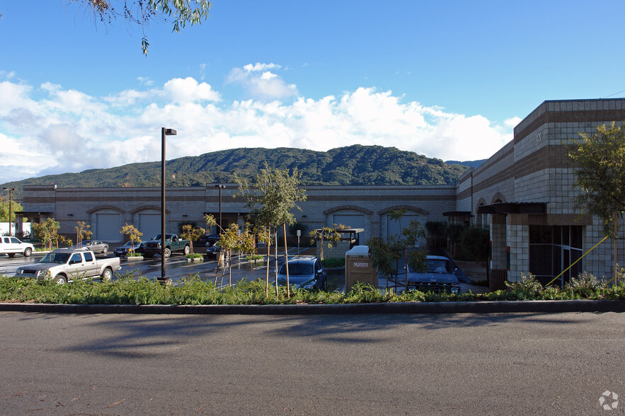 Primary Photo Of 420 Bryant Cir, Ojai Warehouse For Lease