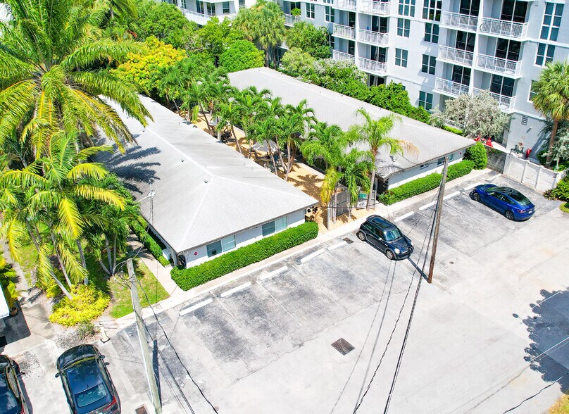 More Photos Of 921-925 NE 17th Ave, Fort Lauderdale Apartments For Sale