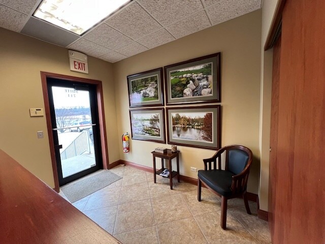 More Photos Of 707 Ridgeview Dr, McHenry Flex For Sale