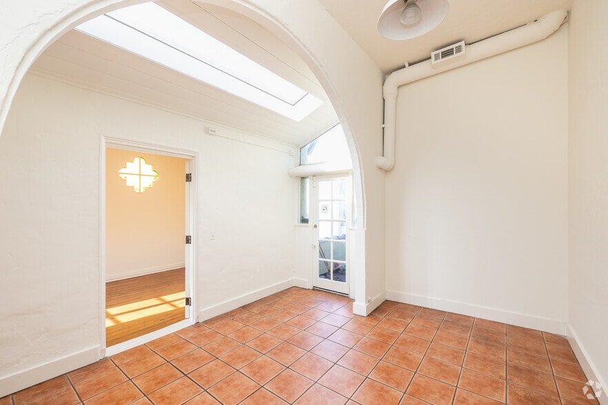 More Photos Of 672 S La Fayette Park Pl, Los Angeles Loft Creative Space For Lease