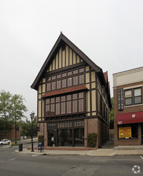 More Photos Of 51-53 Glen St, Glen Cove Office For Lease