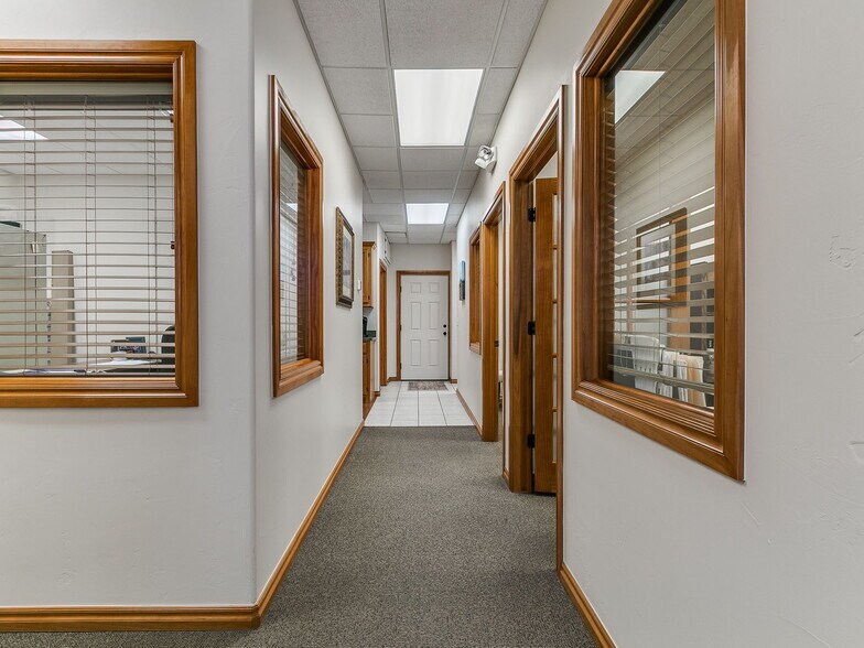 More Photos Of 2326-2350 N Interstate Dr, Norman Office For Sale