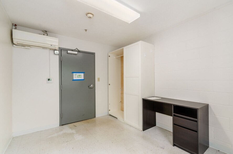 More Photos Of 191 E 15th Ave, Columbus Lodge Meeting Hall For Lease