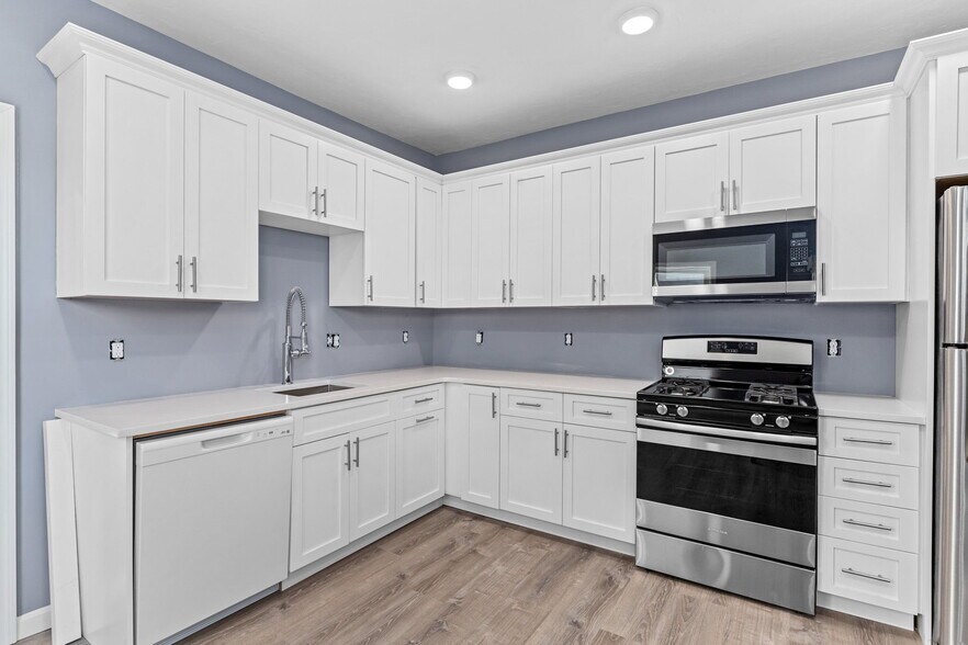 More Photos Of 167 Lexington St, Boston Apartments For Sale
