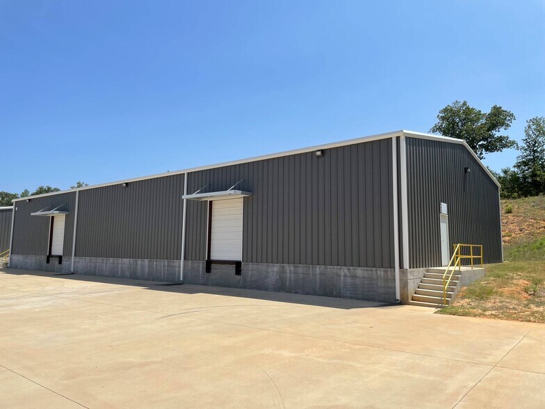 More Photos Of 12095 Spur 364, Tyler Warehouse For Lease