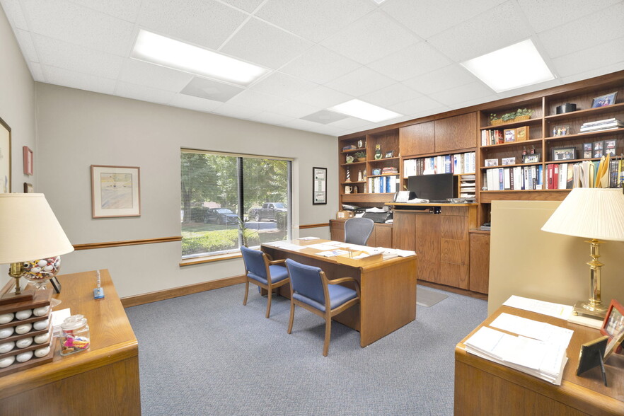 More Photos Of 2311 Executive St, Charlotte Warehouse For Sale