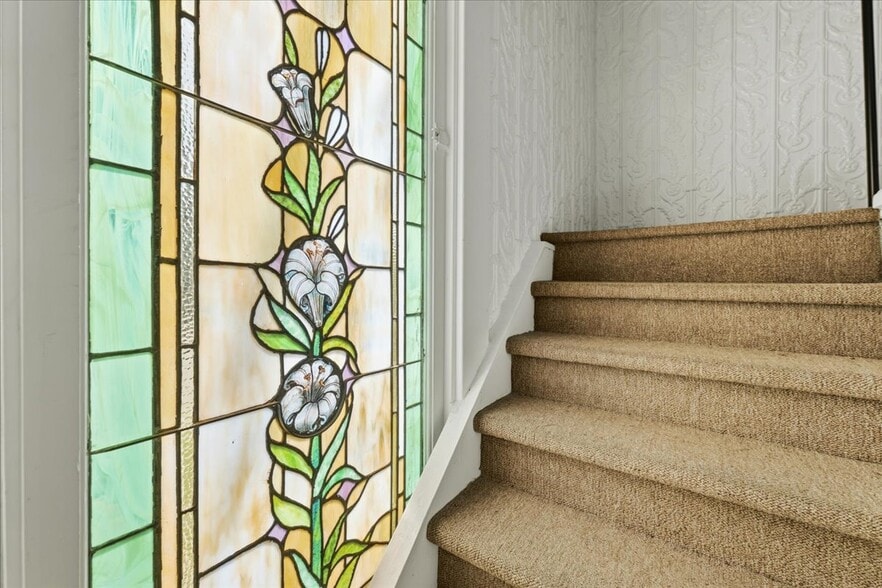 More Photos Of 508 NW 3rd Ave, Canby Religious Facility For Sale