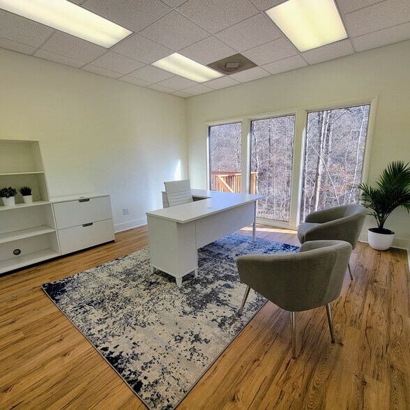 More Photos Of 3950 Blue Ridge Rd, Raleigh Medical For Sale
