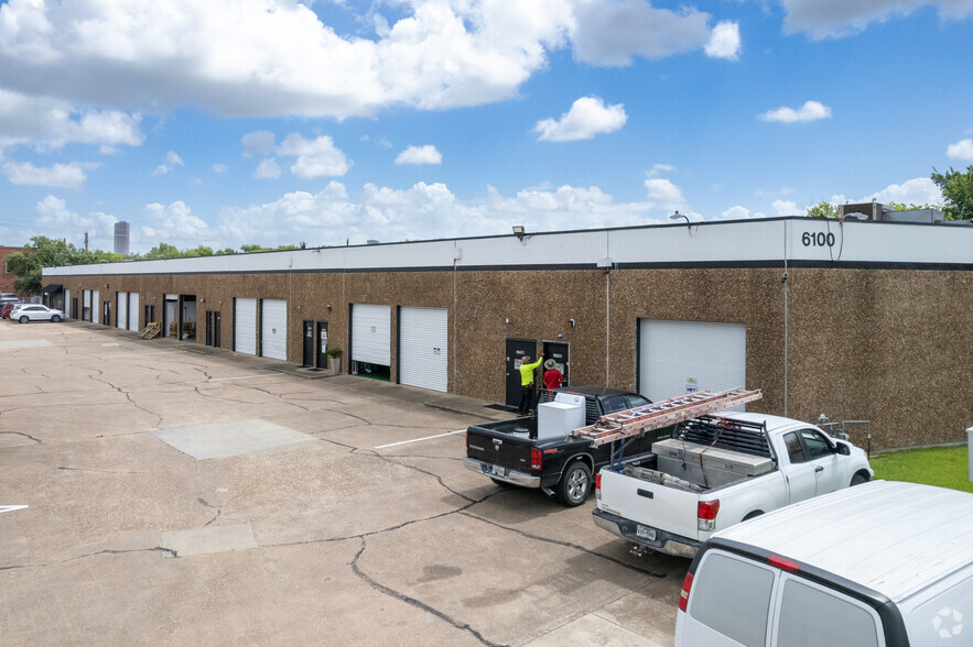 Primary Photo Of 6100 Skyline Dr, Houston Warehouse For Lease