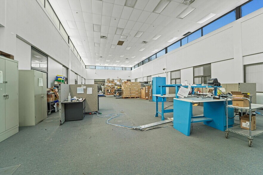 More Photos Of 20 Bomax Dr, Ithaca Manufacturing For Sale