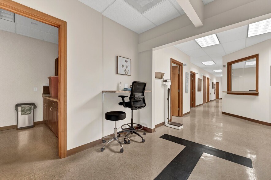 More Photos Of 9095 Main St, Clarence Medical For Lease