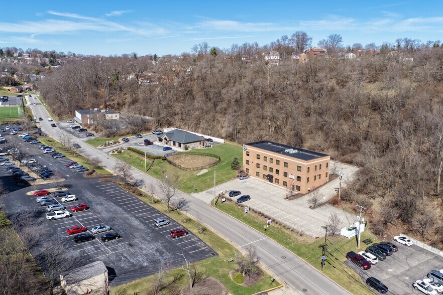 More Photos Of 491 E Bruceton Rd, Pleasant Hills Medical For Lease