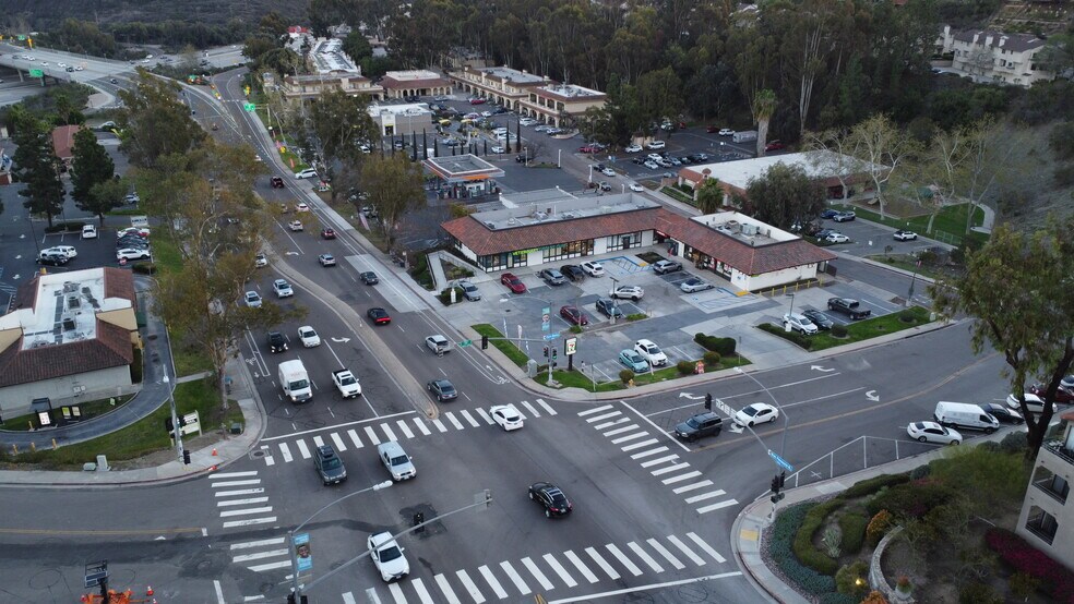 More Photos Of 12880-12890 Rancho Penasquitos Blvd, San Diego Freestanding For Lease