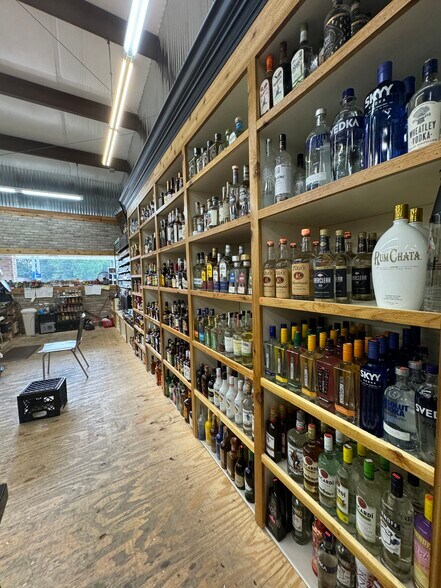 More Photos Of 9421 S Hwy 165, Woodworth Service Station For Sale