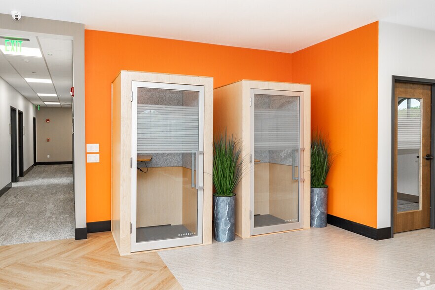 More Photos Of 1301 Industrial Dr, Crestview Coworking Space